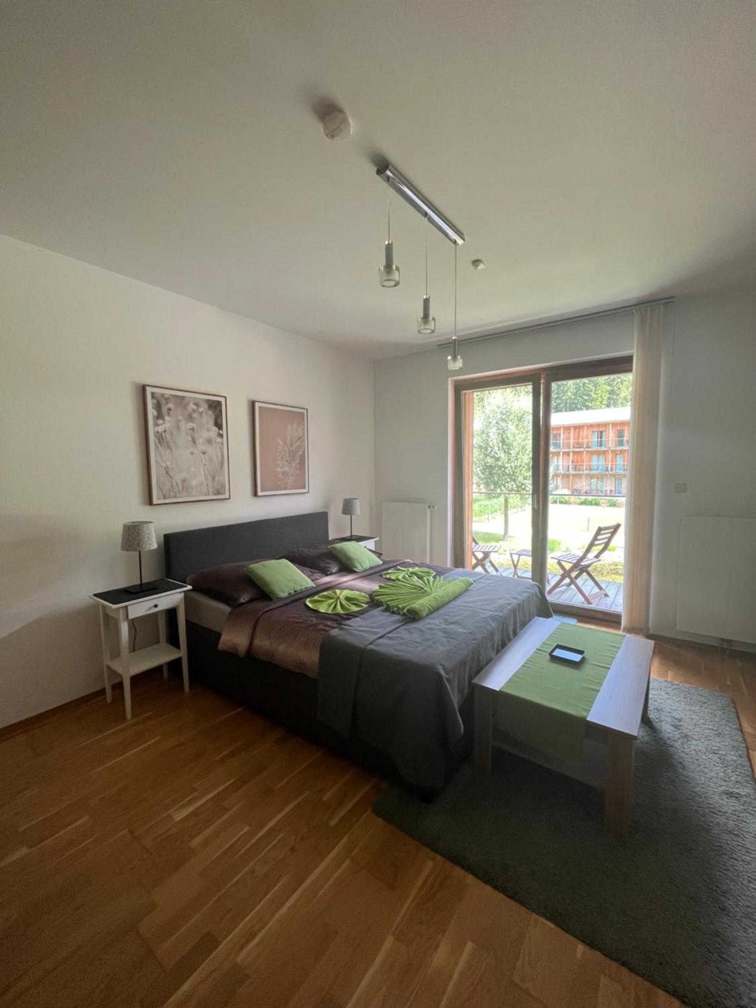 Apartman ชปินด์เลอรูฟ มลิน ภายนอก รูปภาพ